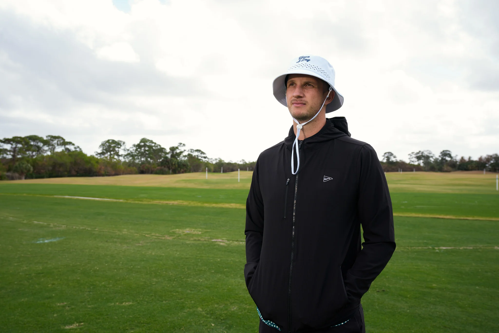 The Breezy Rain Jacket Black - Image 9